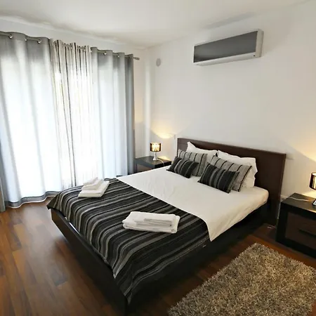 Baia Residence 2 - Holiday Apartments - By Sch Sao Martinho do Porto Exterior photo